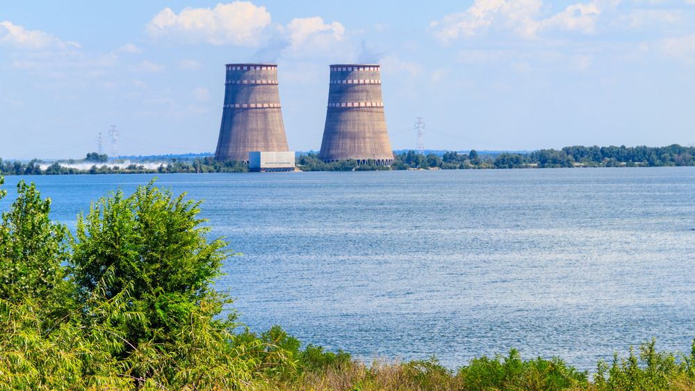 Záporožská jaderná elektrárna byla opět připojena k vnější síti